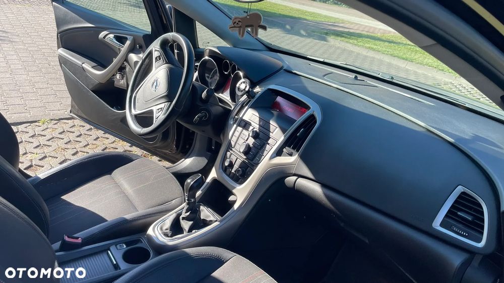 Opel Astra 1.6 EU5 - 13