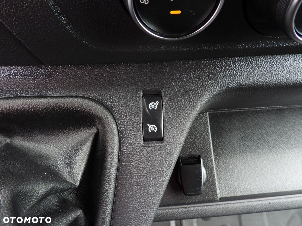 Renault MASTER PLANDEKA 10 PALET WEBASTO TEMPOMAT LEDY PNEUMATYKA KLIMATYZACJA  165KM - 35