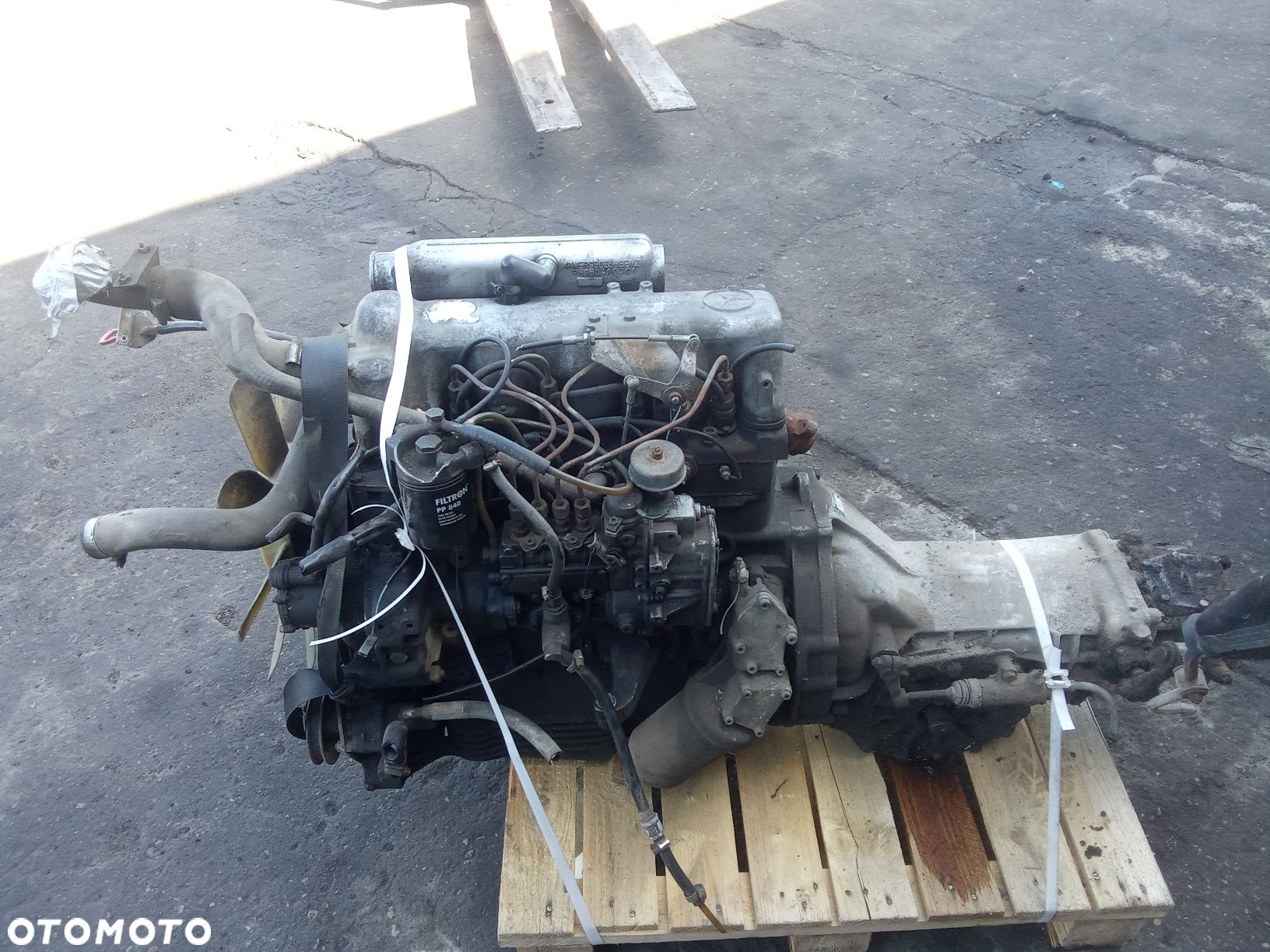 Silnik 2.4D Mercedes W631 MB100 kompletny Sprawny - 3