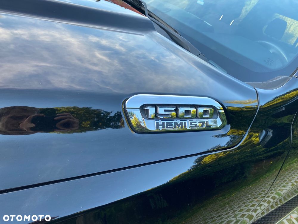 RAM 1500 - 9