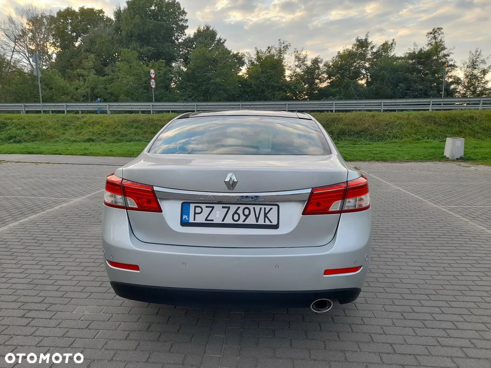 Renault Latitude - 4