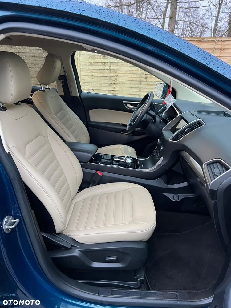 Ford Edge - 12