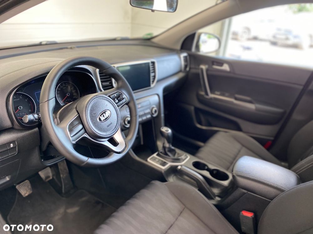 Kia Sportage 1.6 GDI 2WD Attract - 10