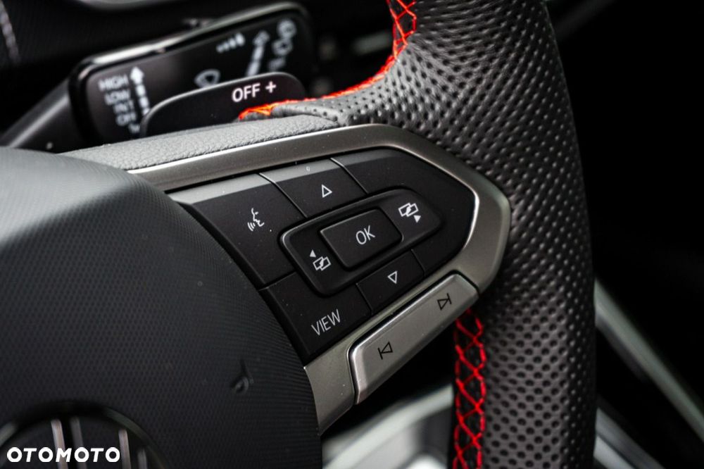 Volkswagen Golf - 14