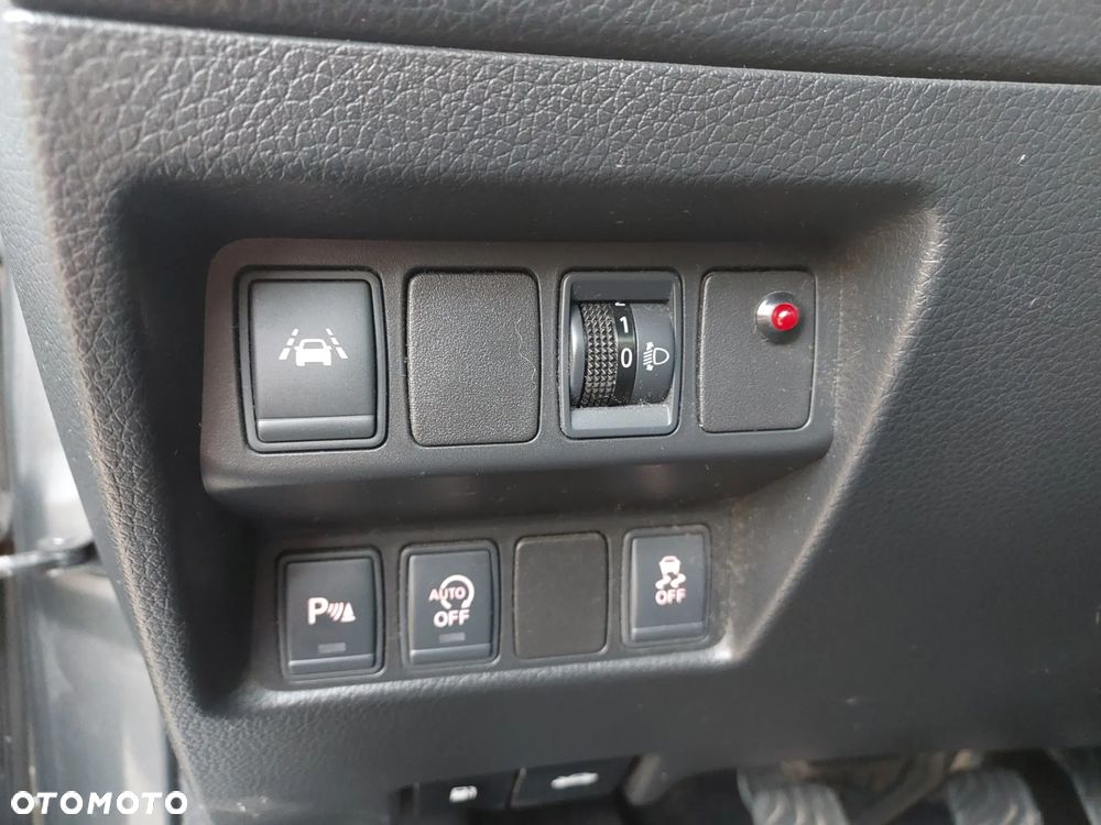 Nissan Qashqai 1.6 DIG-T Tekna - 13