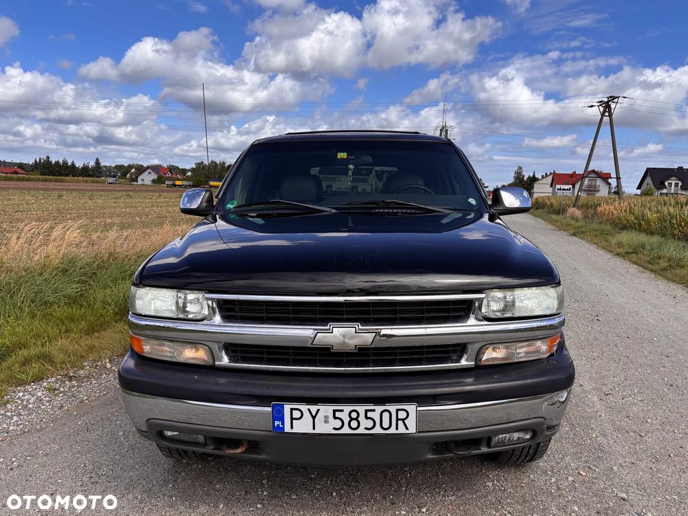 Chevrolet Tahoe 5.3 4WD - 8
