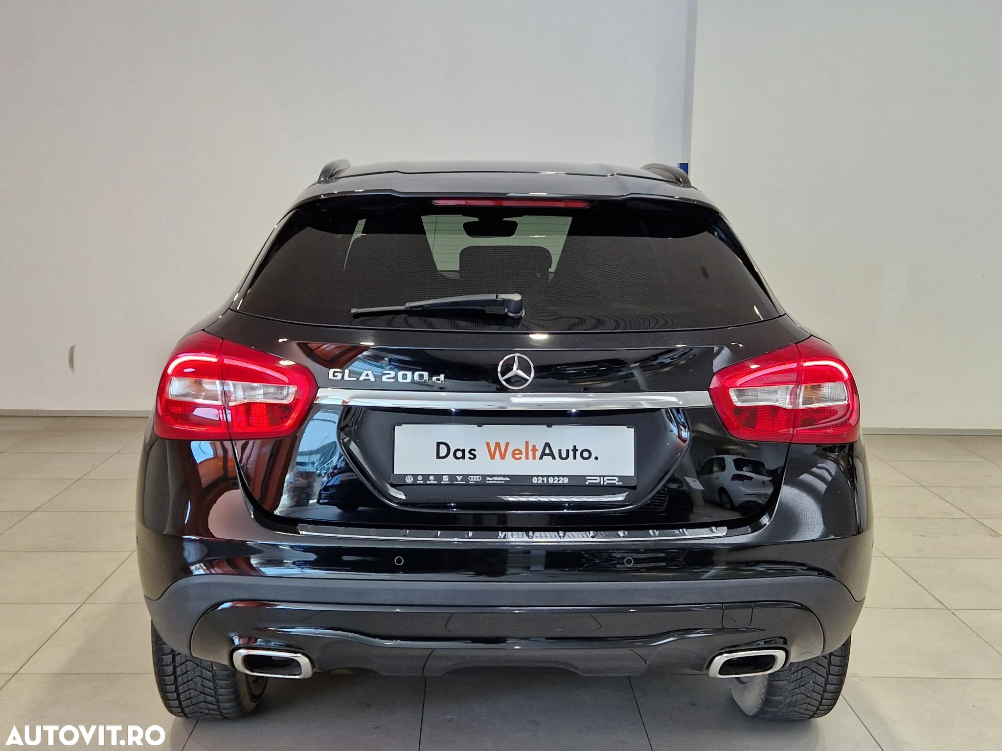 Mercedes-Benz GLA 200 d Aut. - 8