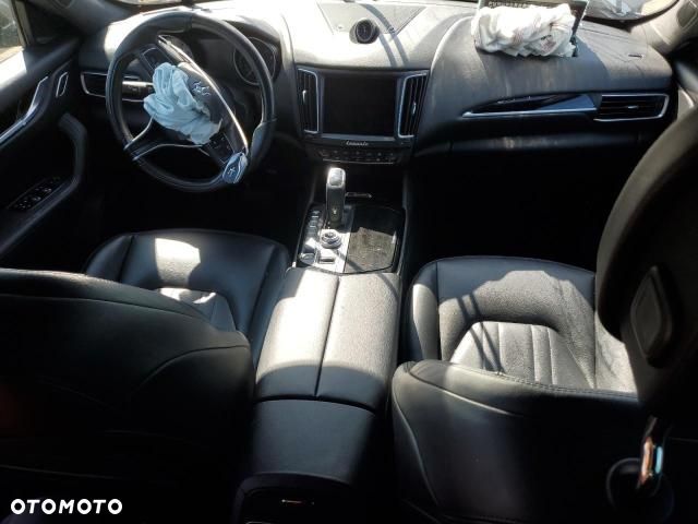 Maserati Levante Granlusso - 15