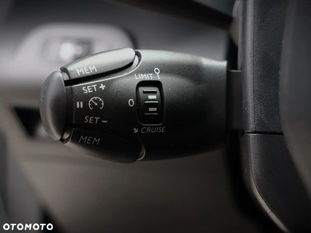 Toyota Proace City Verso 1.5 D-4D Business - 17