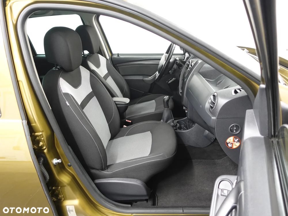 Dacia Duster SCe 115 4x2 Laureate - 25