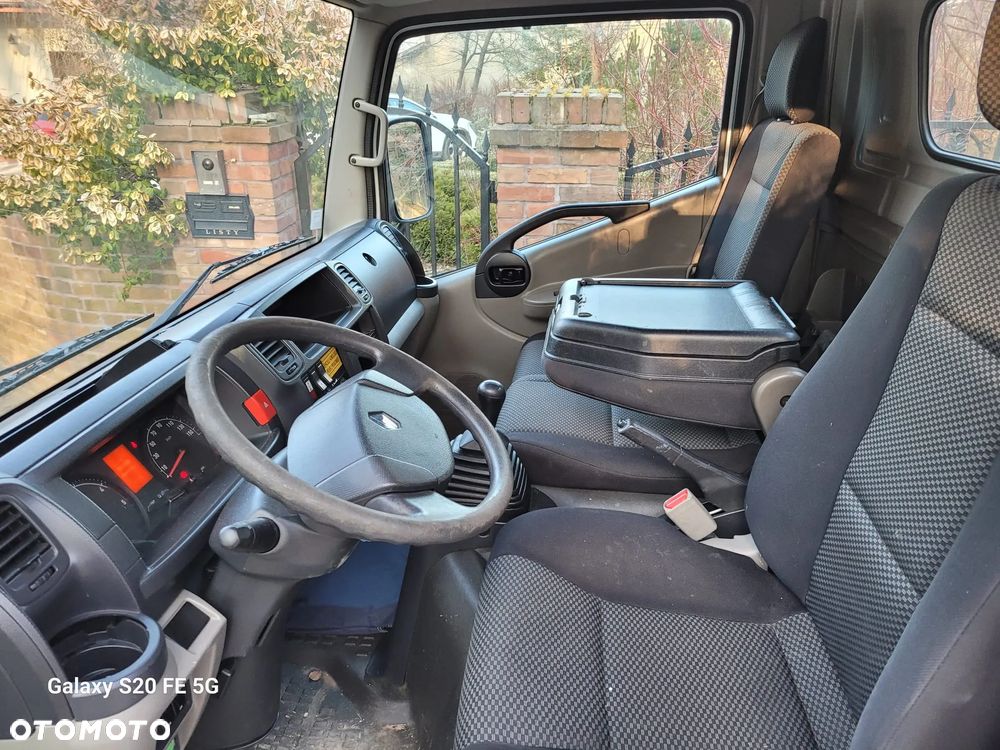 Renault Maxity 120DXI - 23