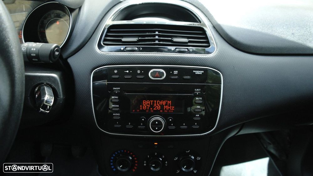 Fiat Punto 1.2 Lounge S&S - 30