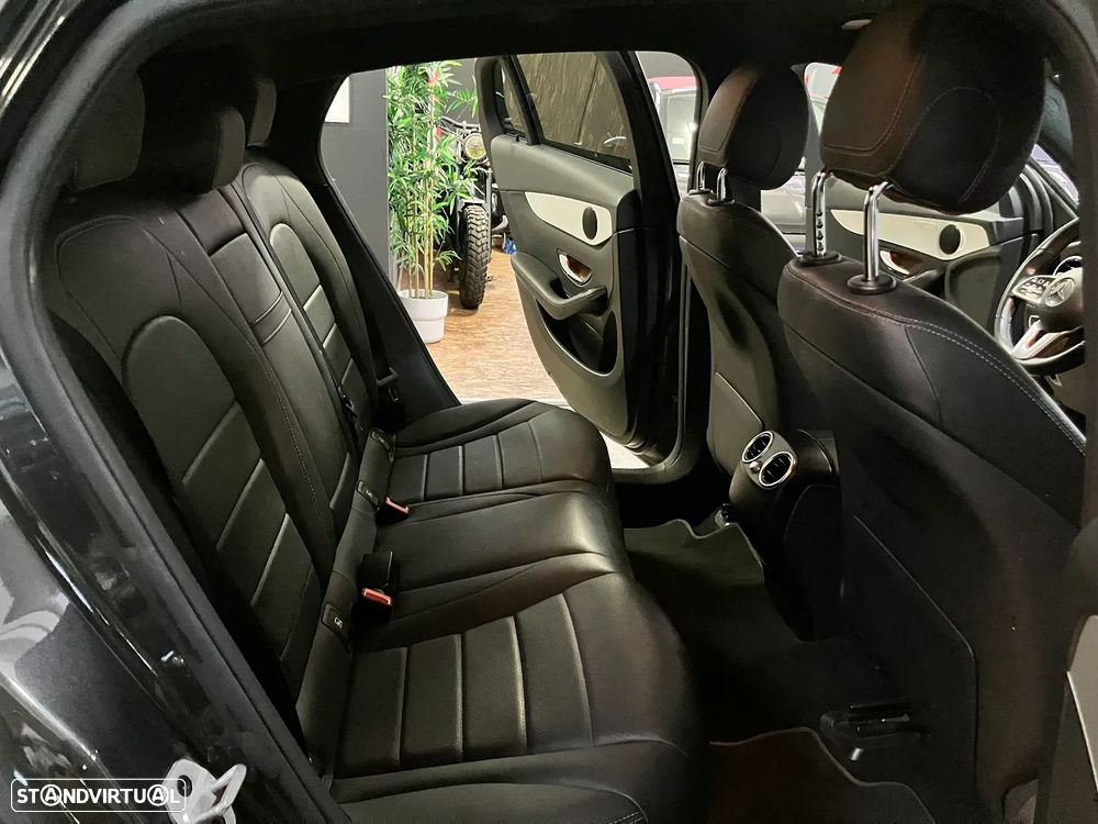 Mercedes-Benz GLC 300 de Coupé 4Matic - 19