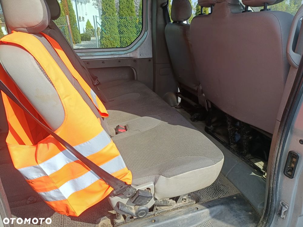 Opel Vivaro L2H1 2.9t - 17