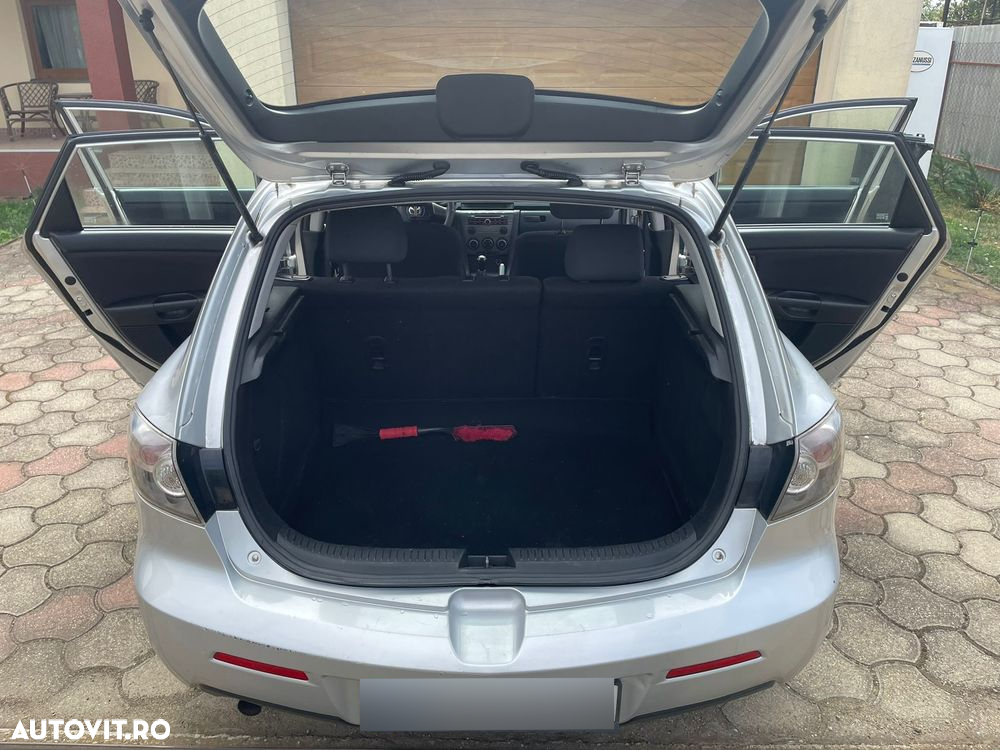 Mazda 3 - 8