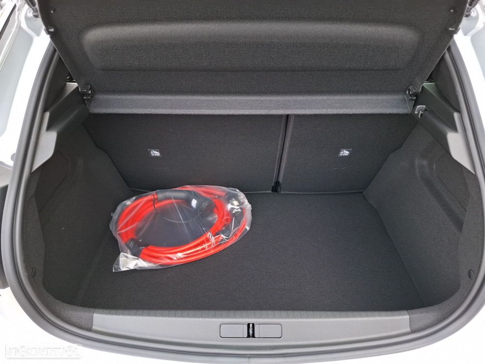Opel Corsa-e 50 kWh Edition — fotografia 24