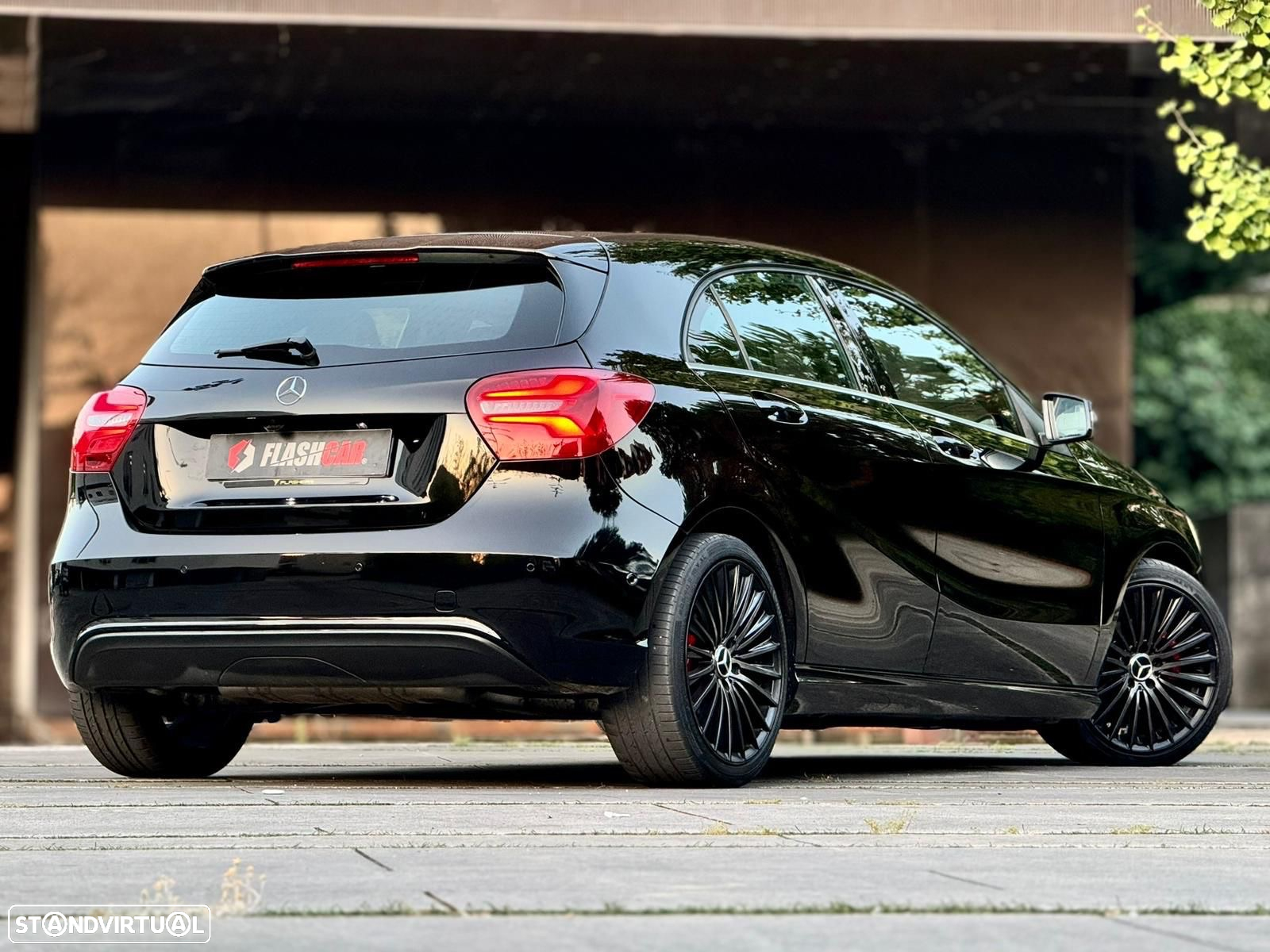 Mercedes-Benz A 180 d Style Plus - 26
