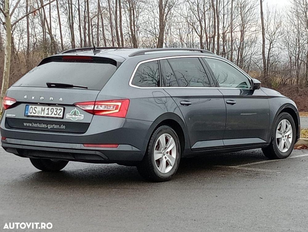 Skoda Superb 2.0 TDI DSG Active - 4