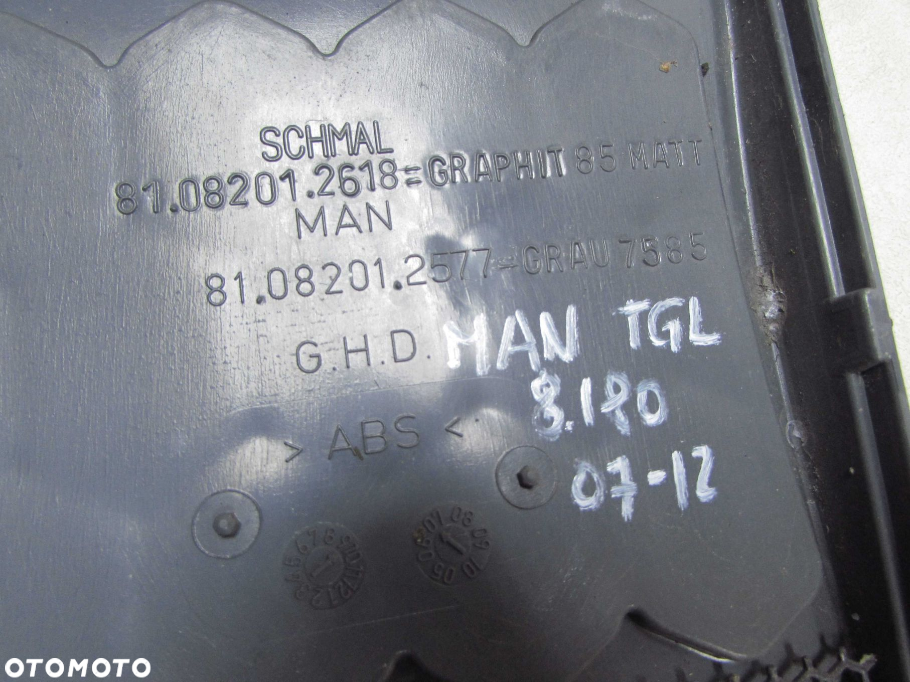 MAN TGL TGM TGA 8-180 07-12 KRATKA KOMINA WOTU POWIETRZA 81082012618 81082012577 - 8