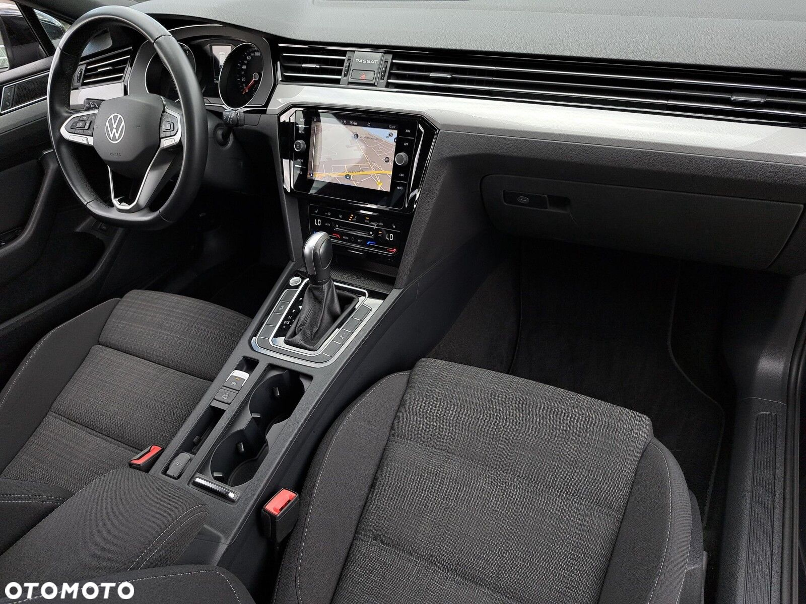 Volkswagen Passat 2.0 TDI Business DSG - 10