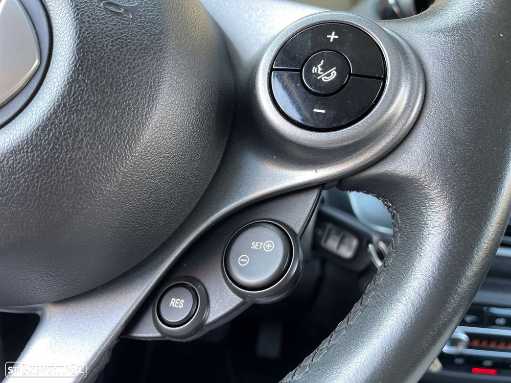 Smart ForTwo Coupé EQ passion - 16