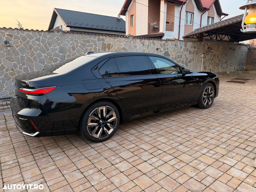 BMW Seria 7 - 5