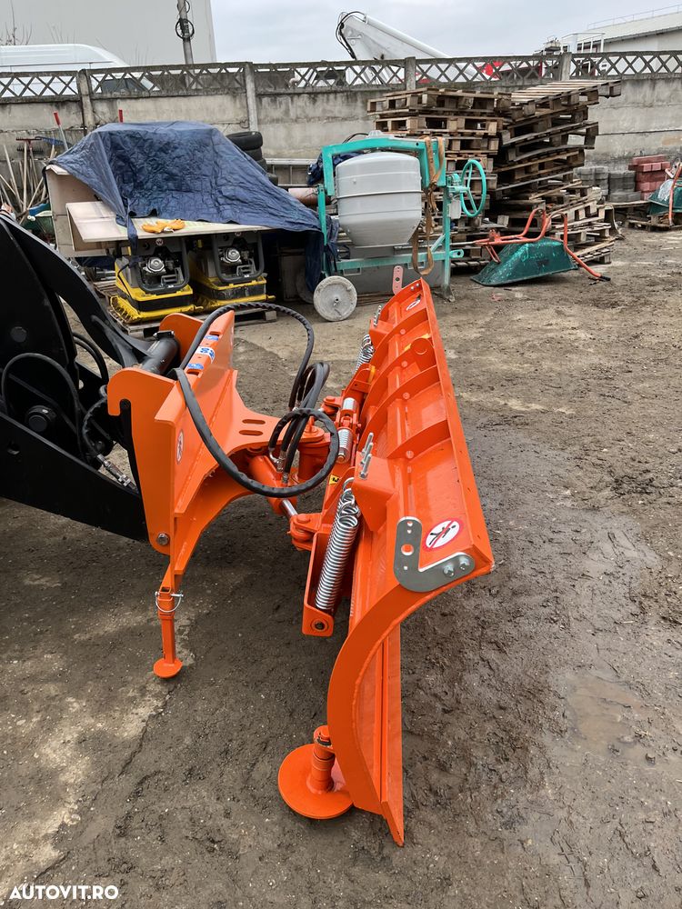 JCB - 4