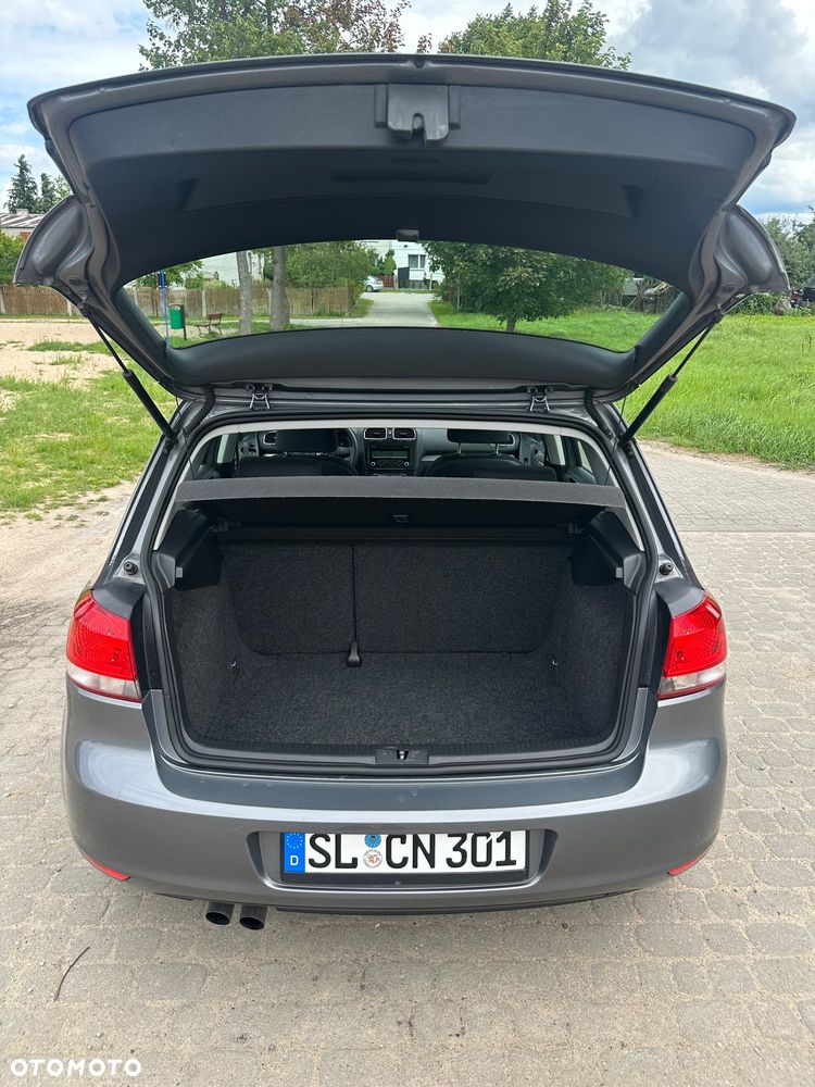 Volkswagen Golf - 31
