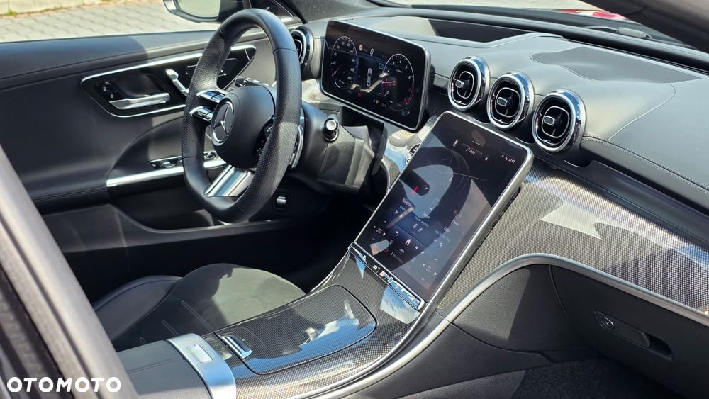 Mercedes-Benz Klasa C 300 mHEV 4-Matic AMG - 22