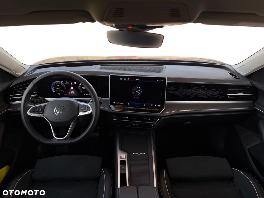 Volkswagen Passat - 18