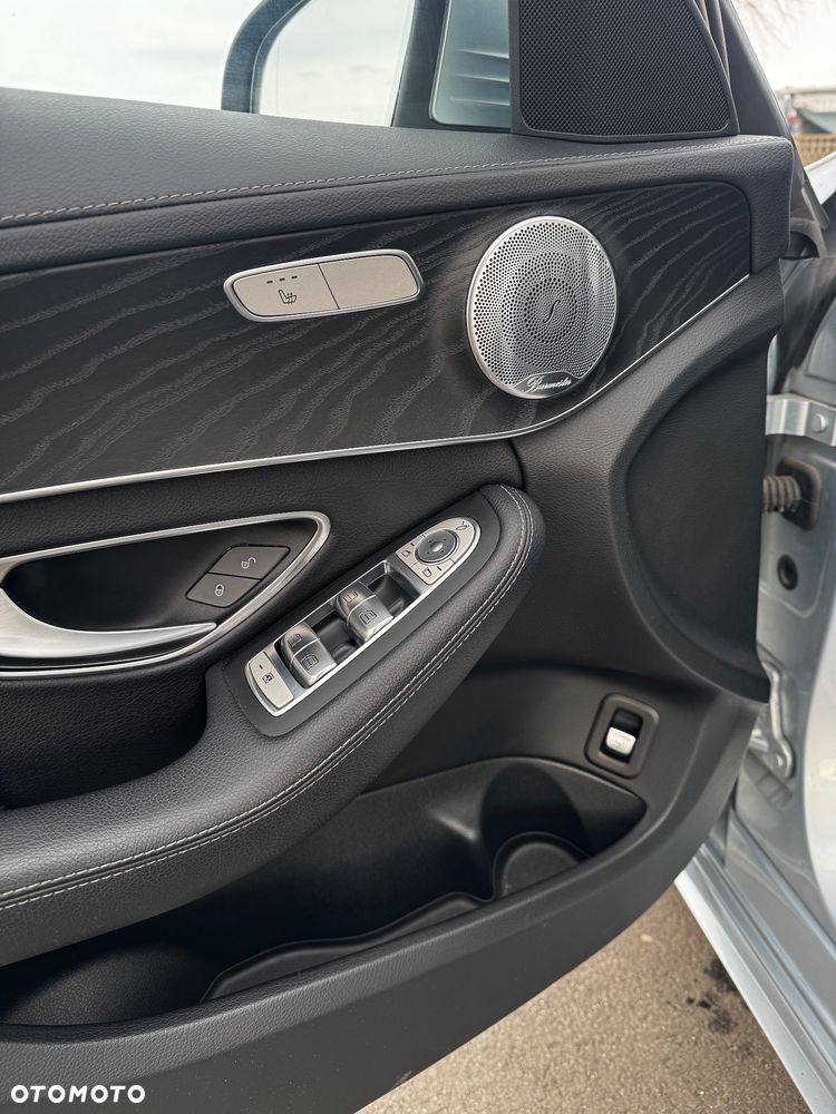 Mercedes-Benz Klasa C 220 CDI DPF Automatik Avantgarde - 20
