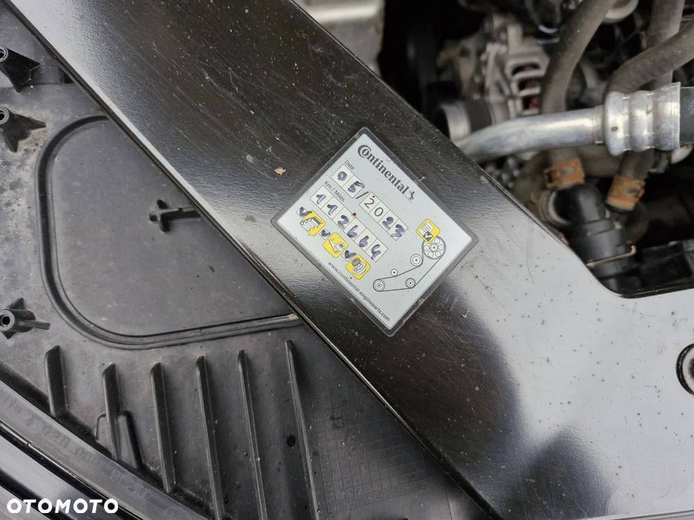 Volkswagen Passat 1.4 TSI ACT (BlueMotion Technology) DSG Highline - 25