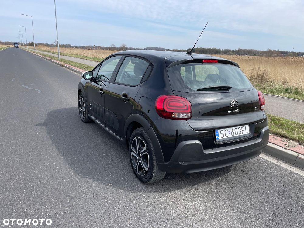 Citroën C3 Pure Tech (VTi) 82 Exclusive - 3