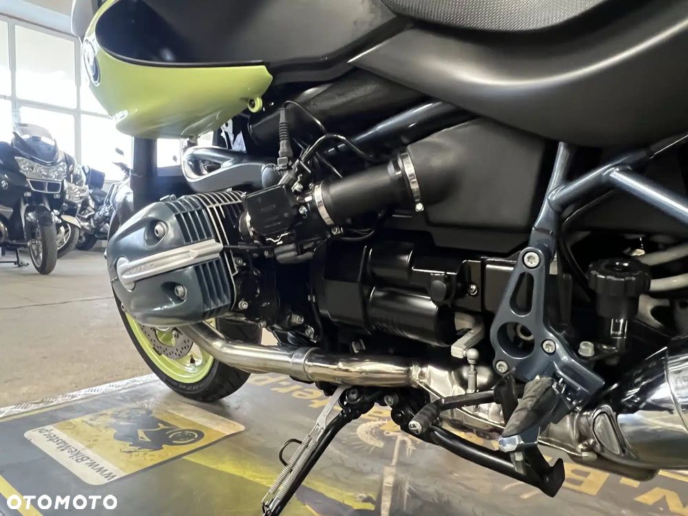 BMW R - 24