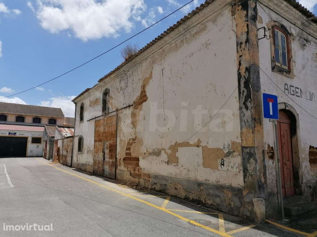 Terreno Urbano, com 647 m2 - Grande imagem: 5/10