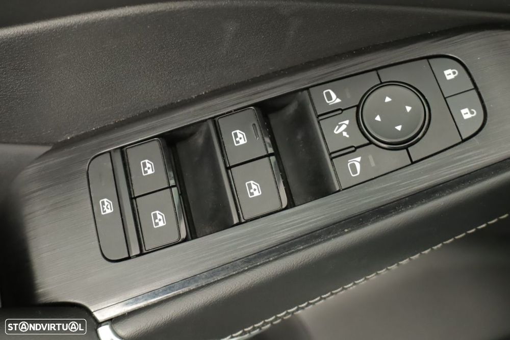 Nissan Qashqai 1.3 DIG-T N-Connecta LED - 20