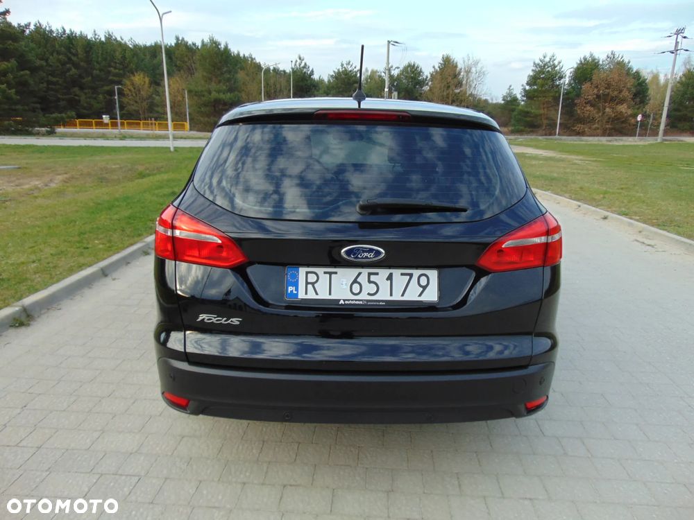 Ford Focus - 30