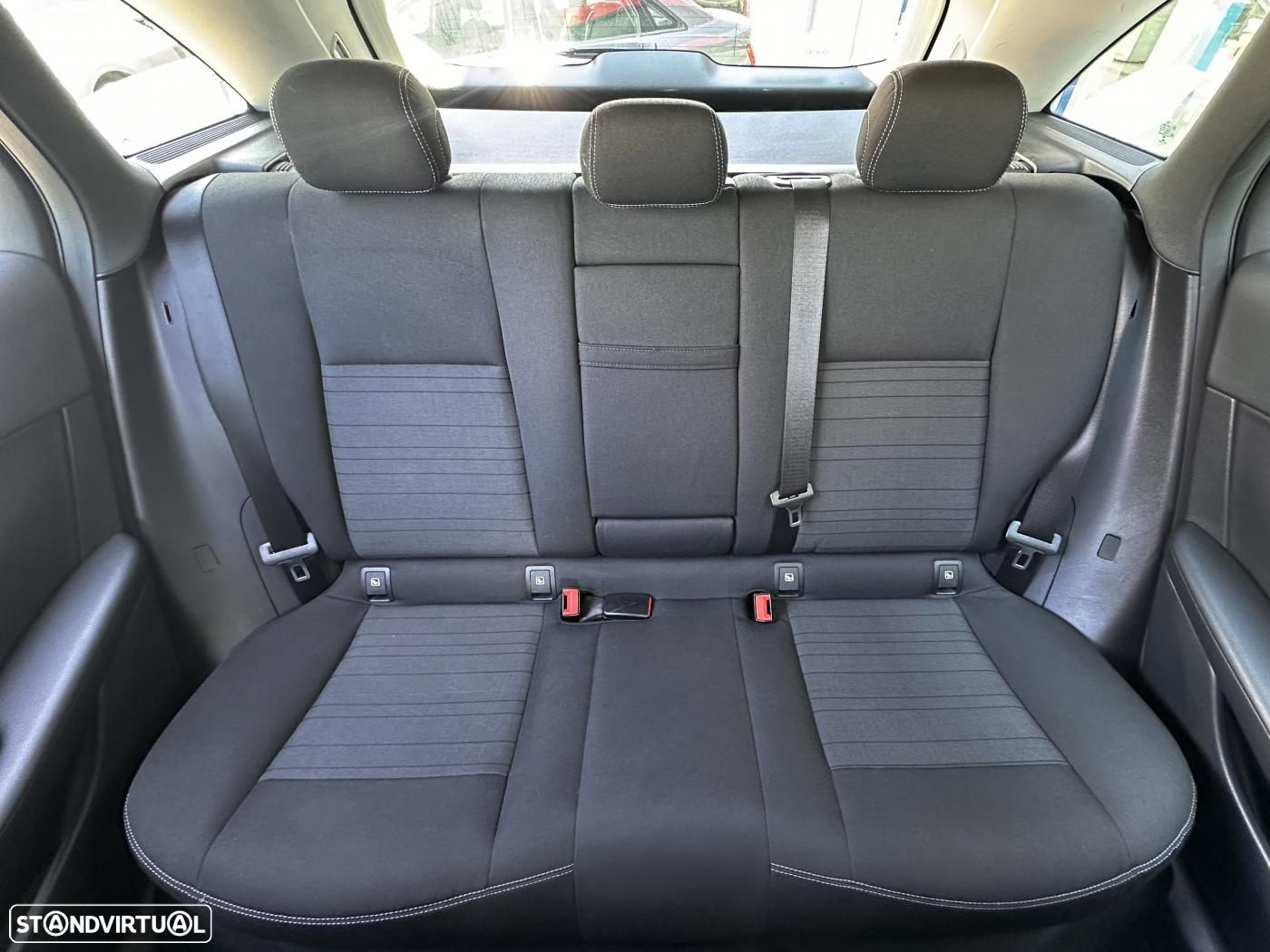 Mercedes-Benz GLC 220 d 4Matic 9G-TRONIC - 28