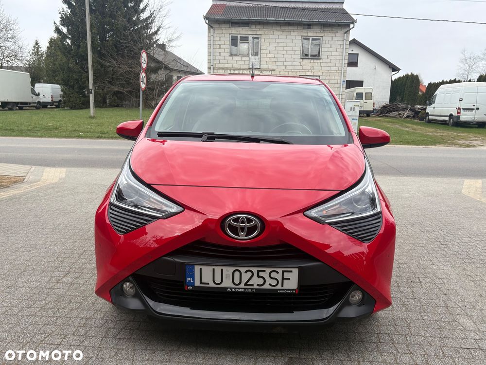 Toyota Aygo 1.0 VVT-i Color Edition - 1