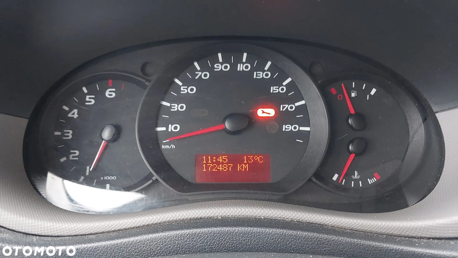 Nissan nv 400 - 6