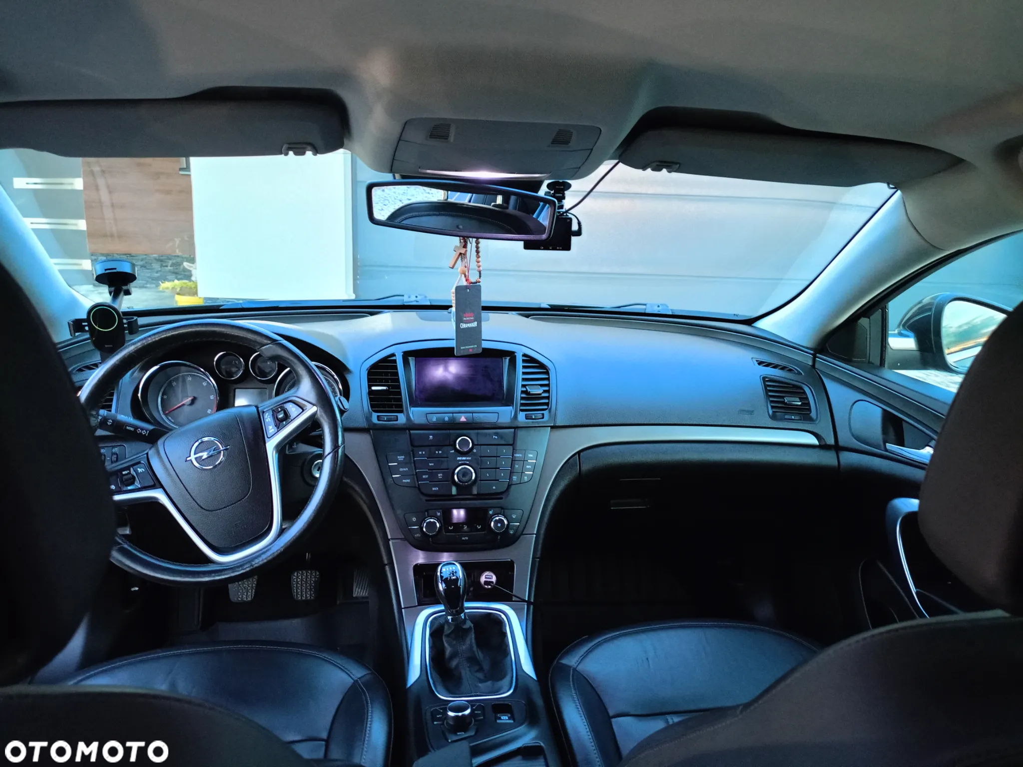 Opel Insignia 2.0 CDTI - 9