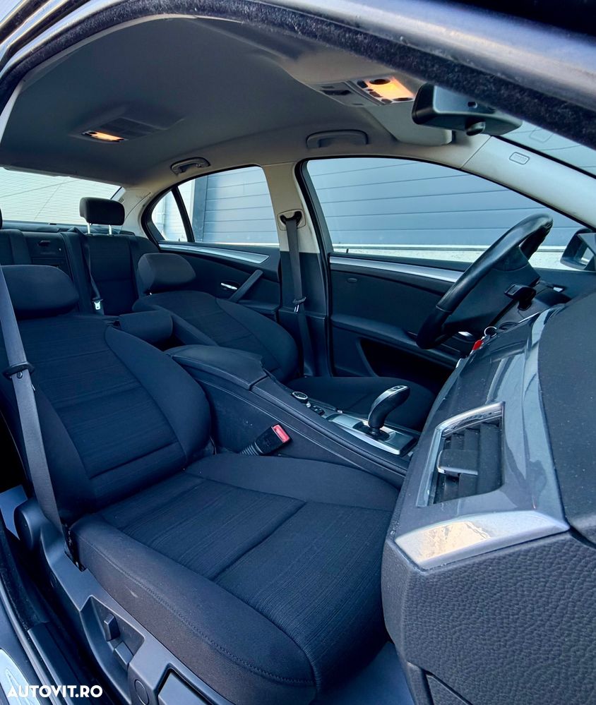 BMW Seria 5 520d Aut. Edition Exclusive - 26