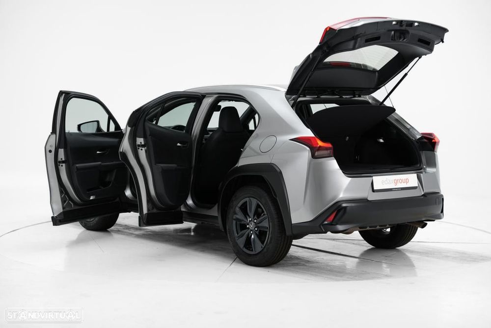 Lexus UX 250h Business - 6