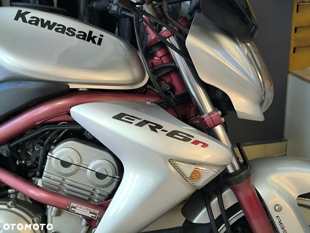 Yamaha XJ - 22