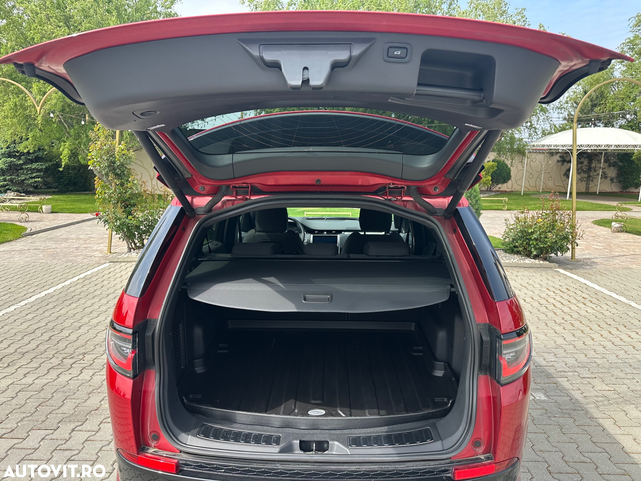 Land Rover Discovery Sport 2.0 l TD4 SE - 11