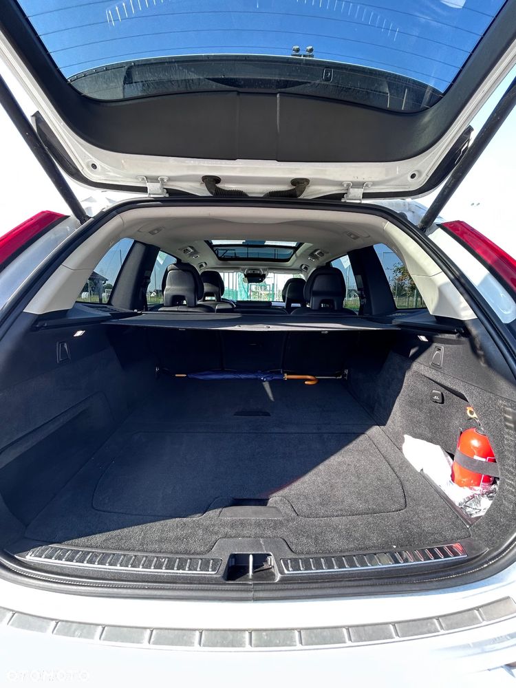 Volvo XC 90 T5 AWD Momentum 7os - 10