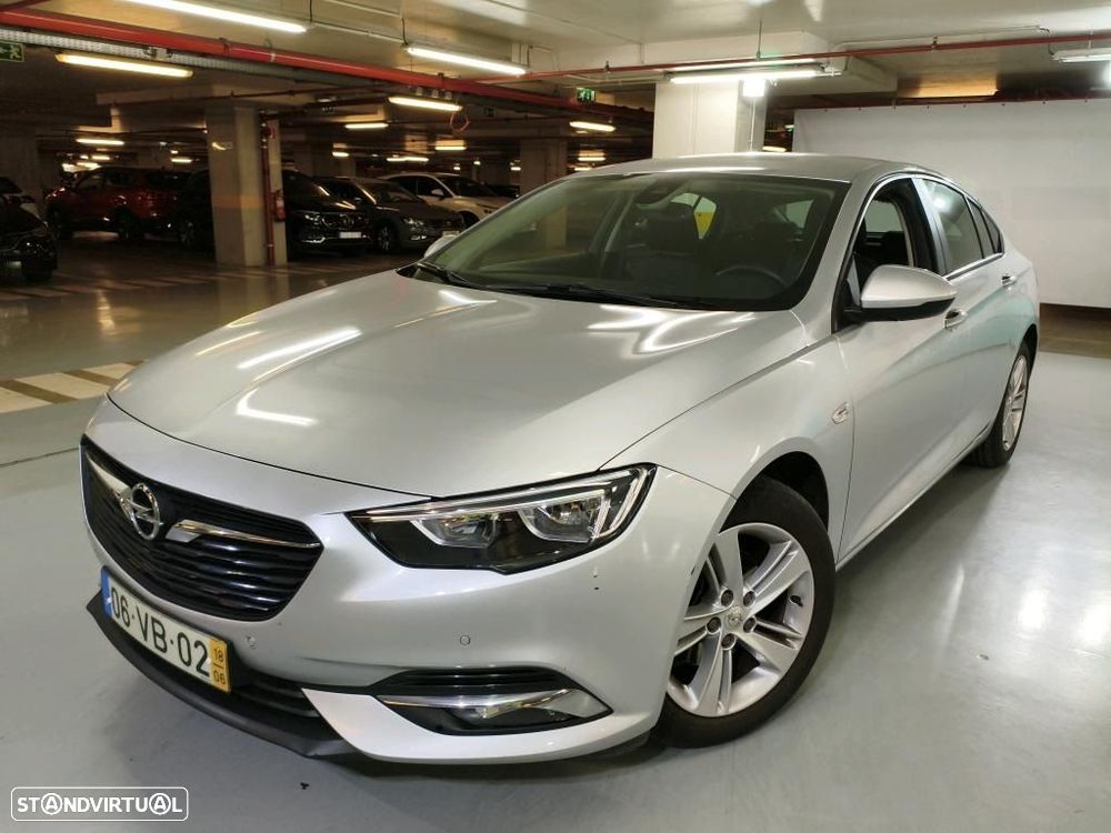 Opel Insignia Grand Sport 1.6 CDTi Business Edition - 1