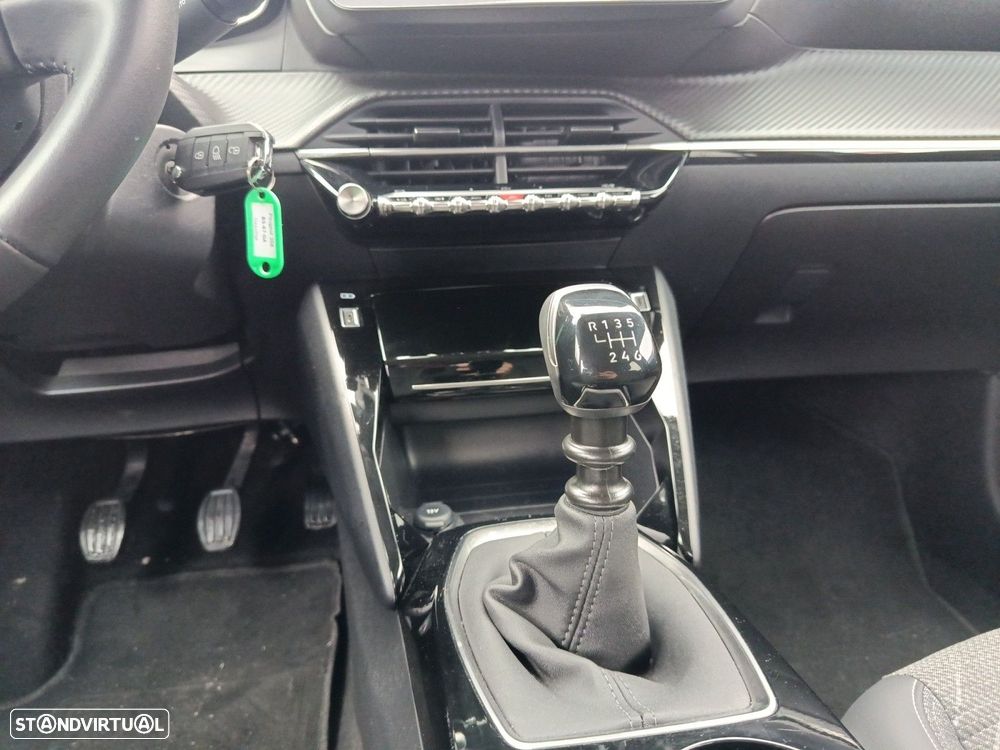 Peugeot 208 1.2 PureTech Allure - 11