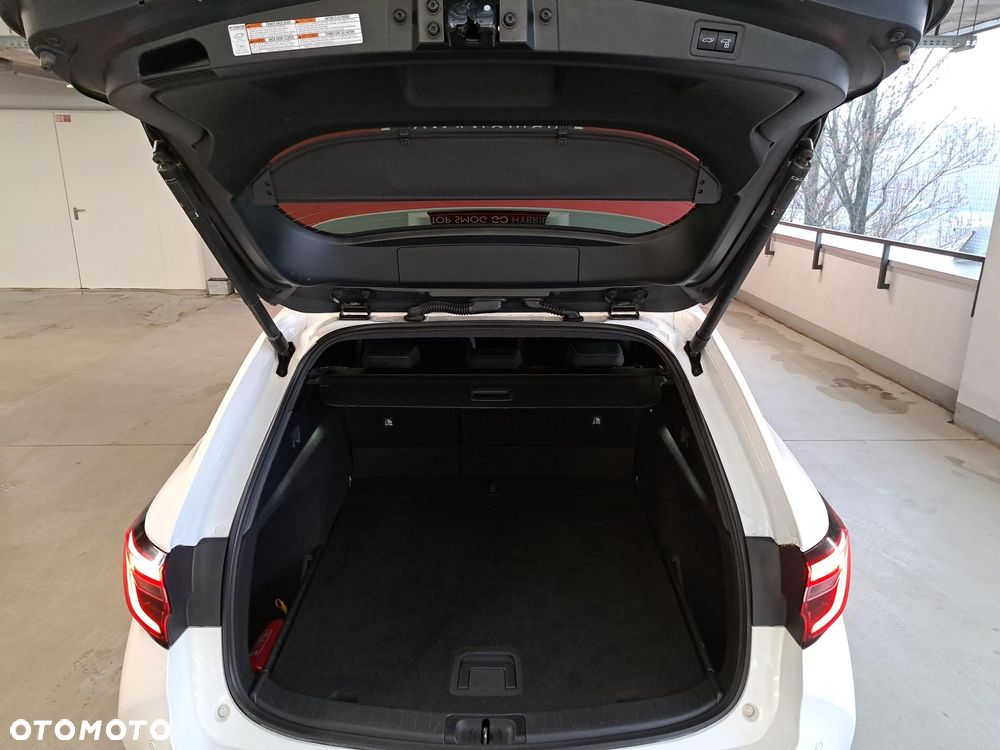 Toyota Corolla 1.8 Hybrid Style - 10