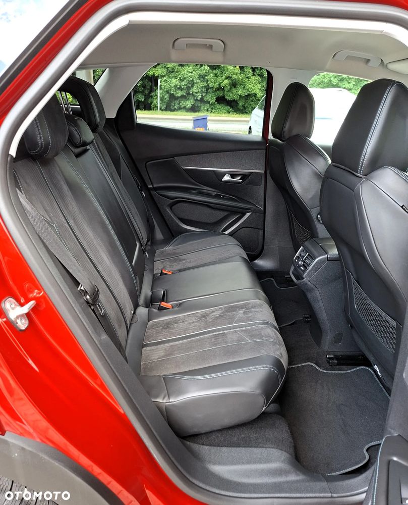 Peugeot 3008 PureTech 130 Stop & Start GPF EAT8 Roadtrip - 12